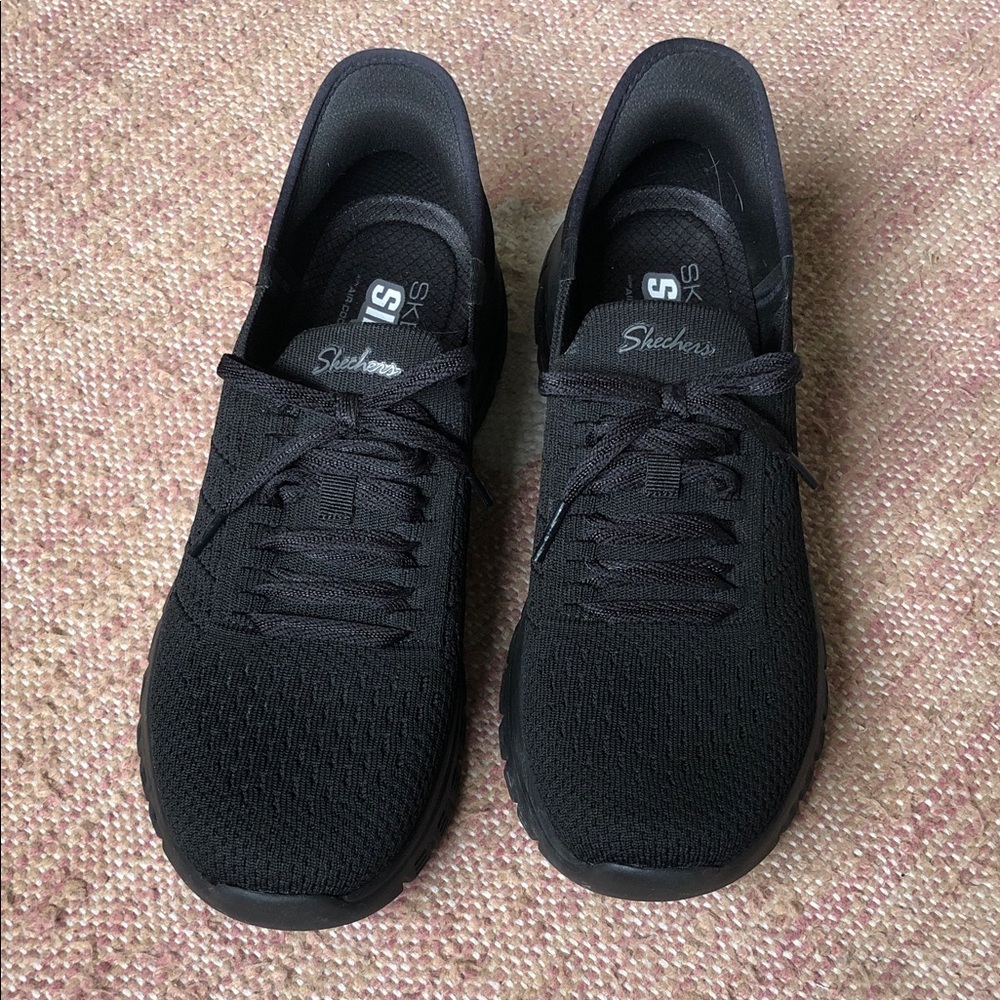 Skechers Slip-Ins Hands Free Black Sneakers Size 9, excellent